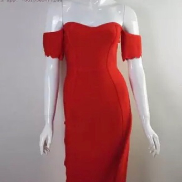 Dress - Picture 1 of 2